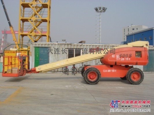 出租出售二手高空作業平台 JLG  600S