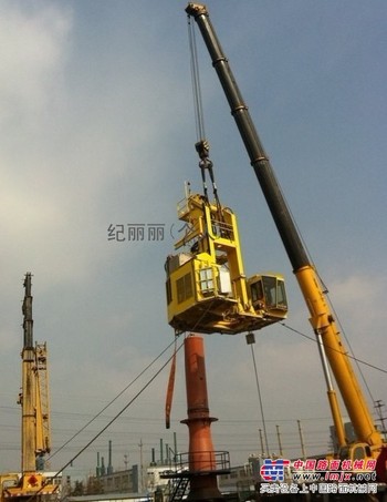 青岛全面吊车租赁叉车租赁货车租赁，凤丽起重
