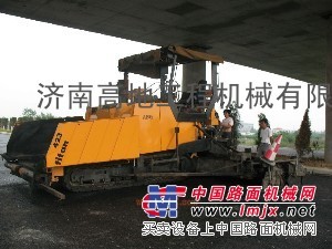 ABG423摊铺机