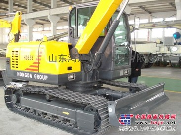 鸿达HDE60小型挖掘机 0.22方小挖 日本洋马
