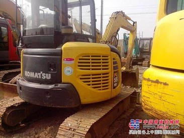 低价出售2010年产的小松200的原装进口挖掘机