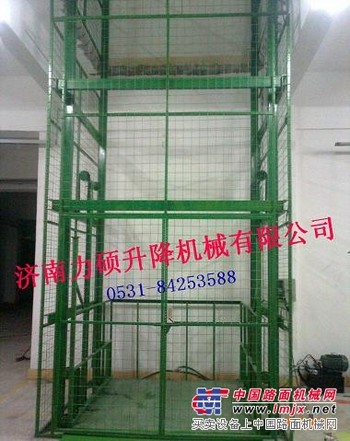 餐厅传菜机//传菜梯价格//导轨式传菜机【规格型号】