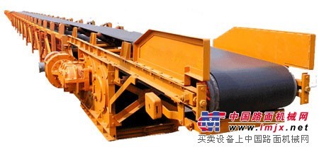 供应输送量大、结构简单、维修方便皮带输送机