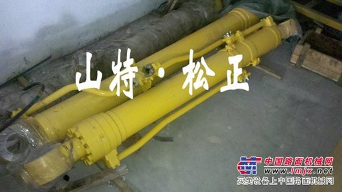 铲斗油缸 动臂油缸小松pc220-7大小臂 挖掘机配件