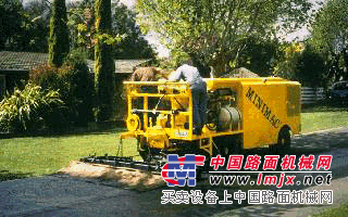 供应M700型微表处稀浆封层机