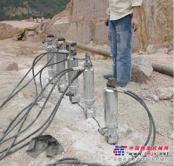 新疆喀什玉石开采机械