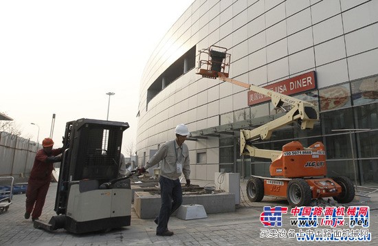 空压机 高空作业车 发电机租赁郑州合肥北京附近