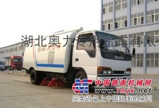 厂区市区路面扫路车,庆铃五十铃小型街道清扫车,5吨公路扫地车