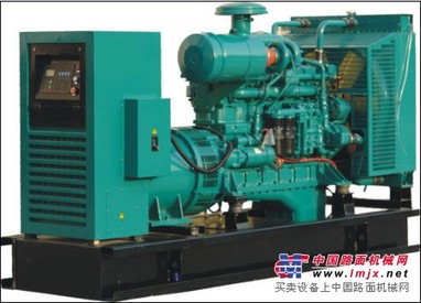 供应120KW到1800KW原装进口康明斯 柴油发电机