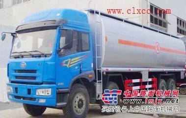 東風145油罐車(12-16立方)