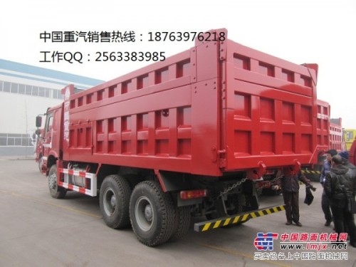 中国重汽豪沃5.8米336马力翻斗车供应
