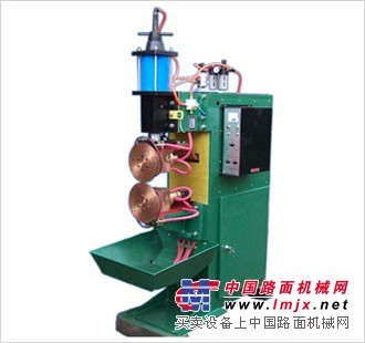 供应FN-1型缝焊机www.dghdhjsb.com/