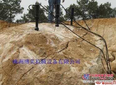 供应石灰石开采爆破用什么机械设备-岩石静爆机