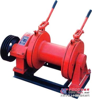 东方建筑设备机械厂生产卷扬机