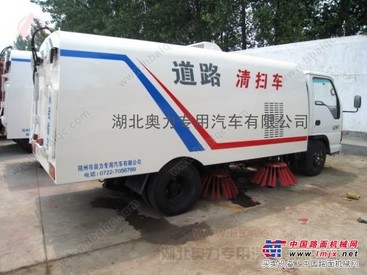 庆铃五十铃扫路车  原装小型清扫车