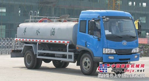 解放12方洒水车