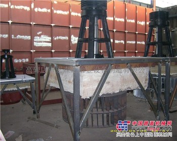 淬火槽搅拌器专业厂家【宏森达冶金设备】