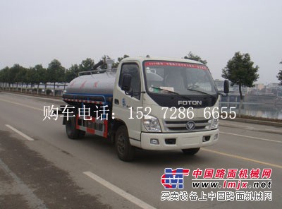 福田小型4方吸粪车