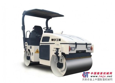 双钢轮压路机
