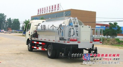 供应程力威牌东风福瑞卡3-4吨智能型（进口件）沥青洒布车