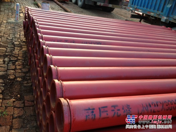 供应深圳泵管、混凝土泵管、耐磨泵管、高低压弯管，凯祥专业生产