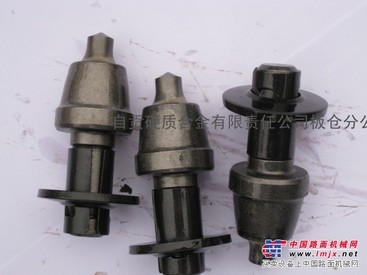 供应各类铣刨刀头、水泥拉毛刀头等