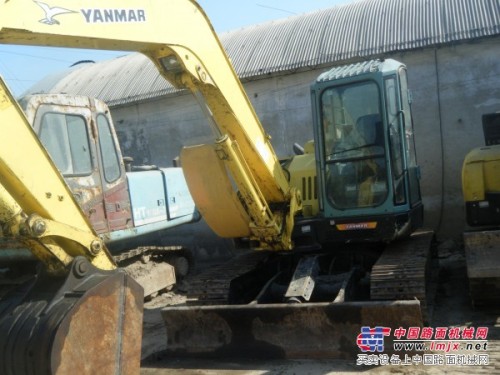 出售二手日本原装进口挖掘机：洋马VIO55-5A