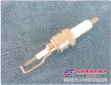 中联摊铺机火花塞
