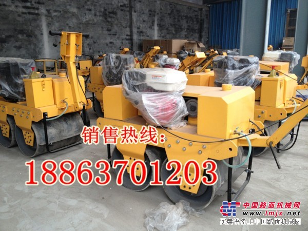 行业高端品牌小型压路机厂家手扶式双钢轮压路机生产商