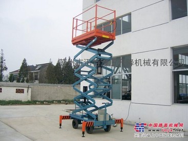 供应升降机，高空作业平台，液压升降平台
