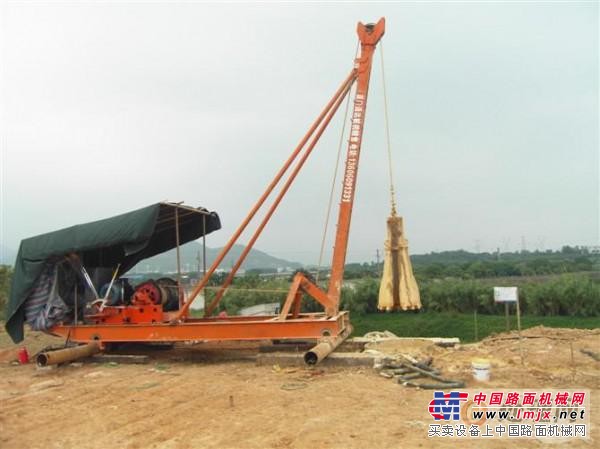 求购整台打桩机