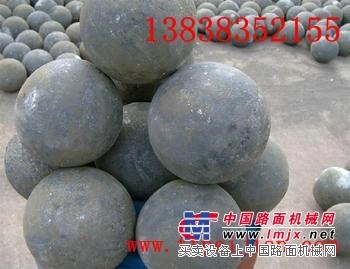 供应1500型号球磨机高珞合金钢球耐磨钢球专业生产厂家