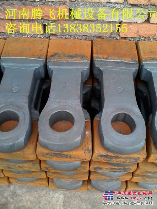 供应各种型号锤打式破碎机锤头配件专业生产厂家