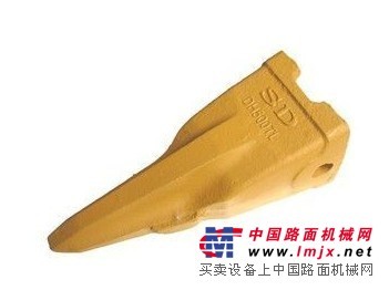 小松D85E-15推土机配件