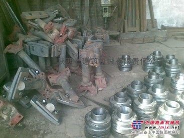 供应兴平各型号产搅拌机配件
