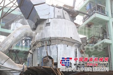 供应五千吨水泥生产线水泥立磨机