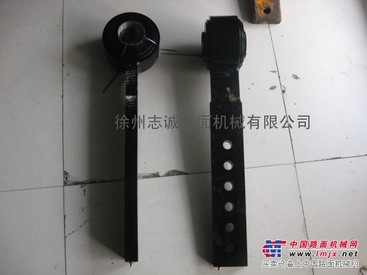 供应天津鼎盛摊铺机3号吊架