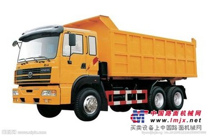 出租14方的翻斗车。在松岗，公明。长安。沙井。福永。