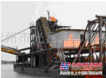 鑫振宇挖沙机械有限公司提供的采沙机械
