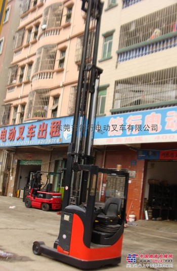 6.3米林德前移式叉车