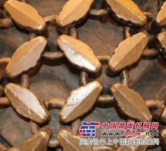 35/65R33锻造轮胎保护链出厂报价     