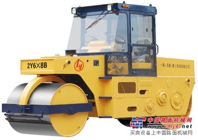 一拖洛建2Y6X8B双钢轮6-8吨静碾压路机