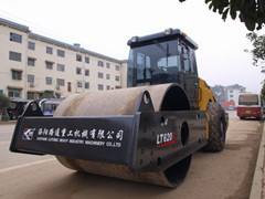 供应路通路阳20吨机械单钢轮双振幅振动压路机LT620B
