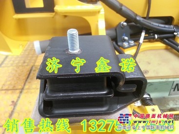 小松全系挖掘机配件小松系列减震座