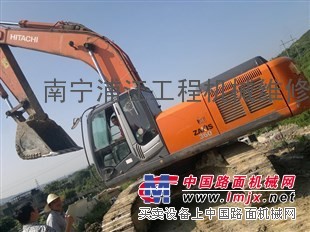 广西地区挖掘机动作慢、无力维修13883997117