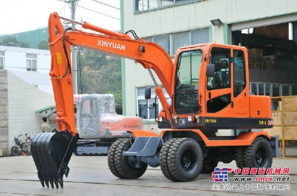 供应新源挖掘机