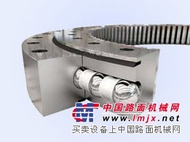 供应三排滚柱式回转支承