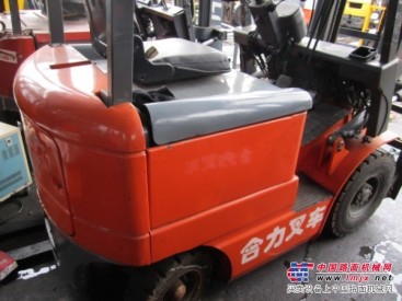 求购上海二手三吨旧叉车回收
