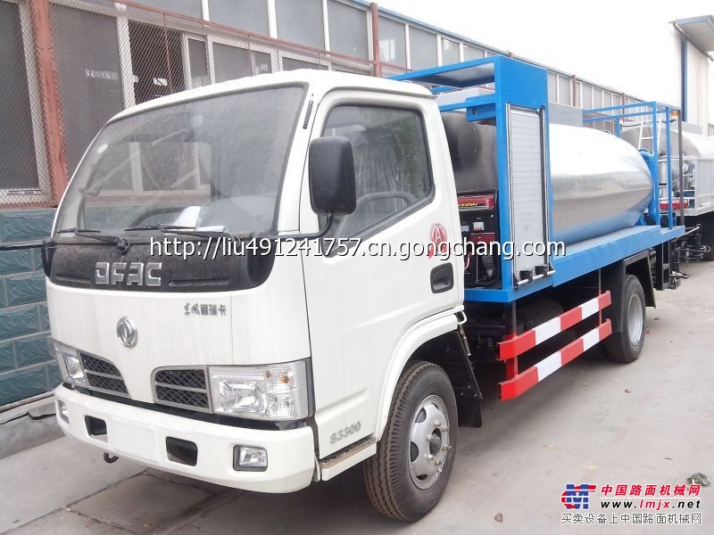 8吨沥青车