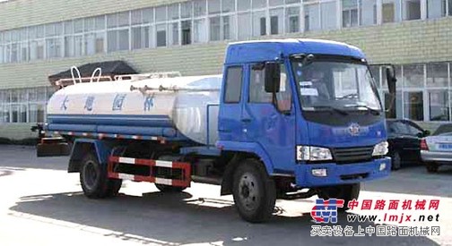 洒水车 厂家直销 价格便宜 欢迎咨询